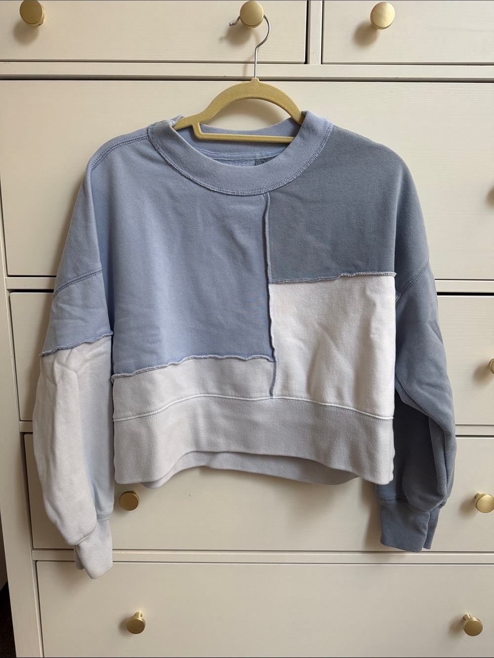 Abercrombie & Fitch Patchwork Cropped Crewneck Sweatshirt - Light Blue & White